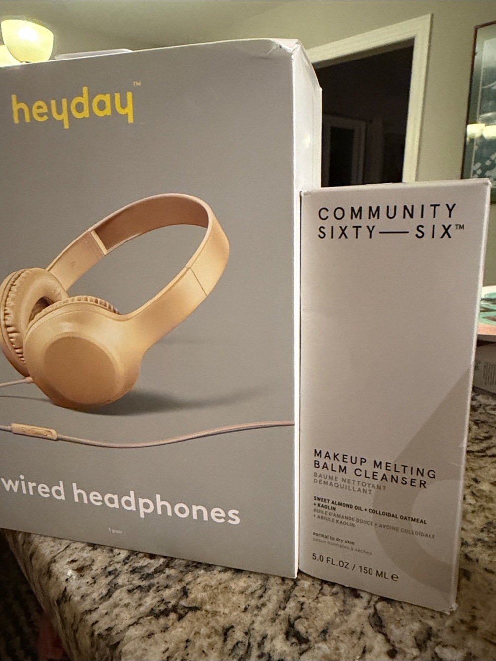 heyday Wired Headphones & Community Make Up Balm in Light Tan